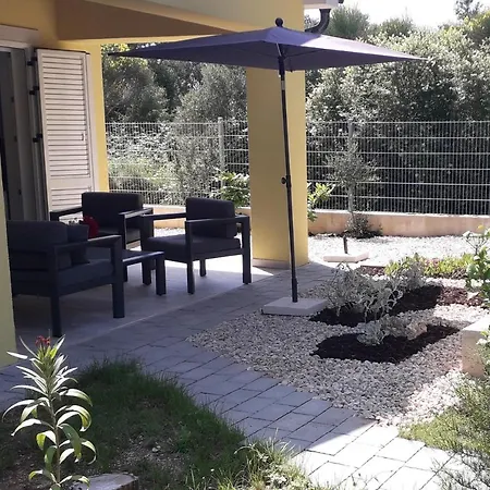 Vivi House For 4 People * Nerezine