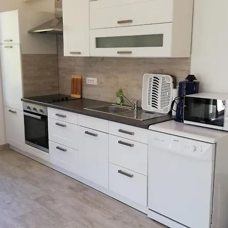 Vivi House For 4 People Nerezine