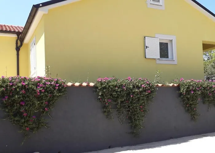 Vivi House For 4 People *